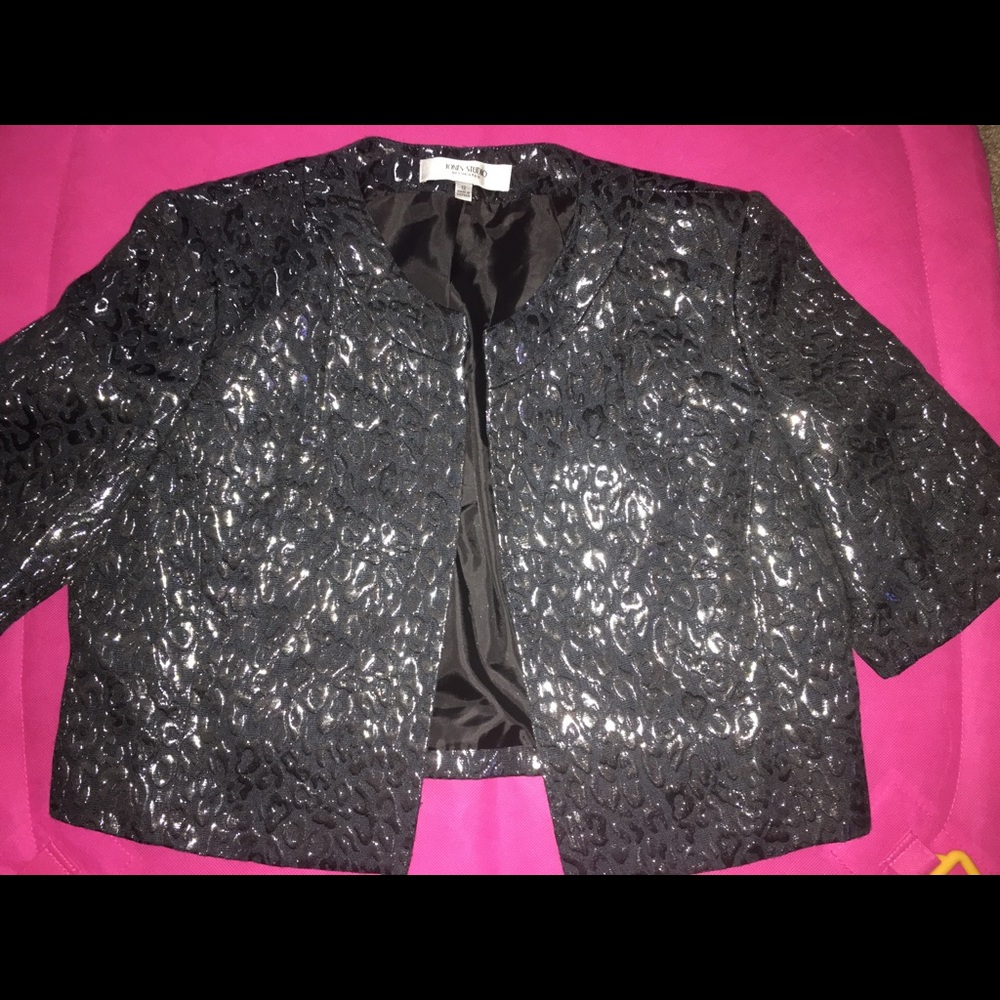 Crop Blazer with 3/4 sleeve